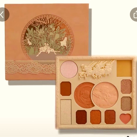 NWT Angel eyeshadow palette - Picture 3 of 7